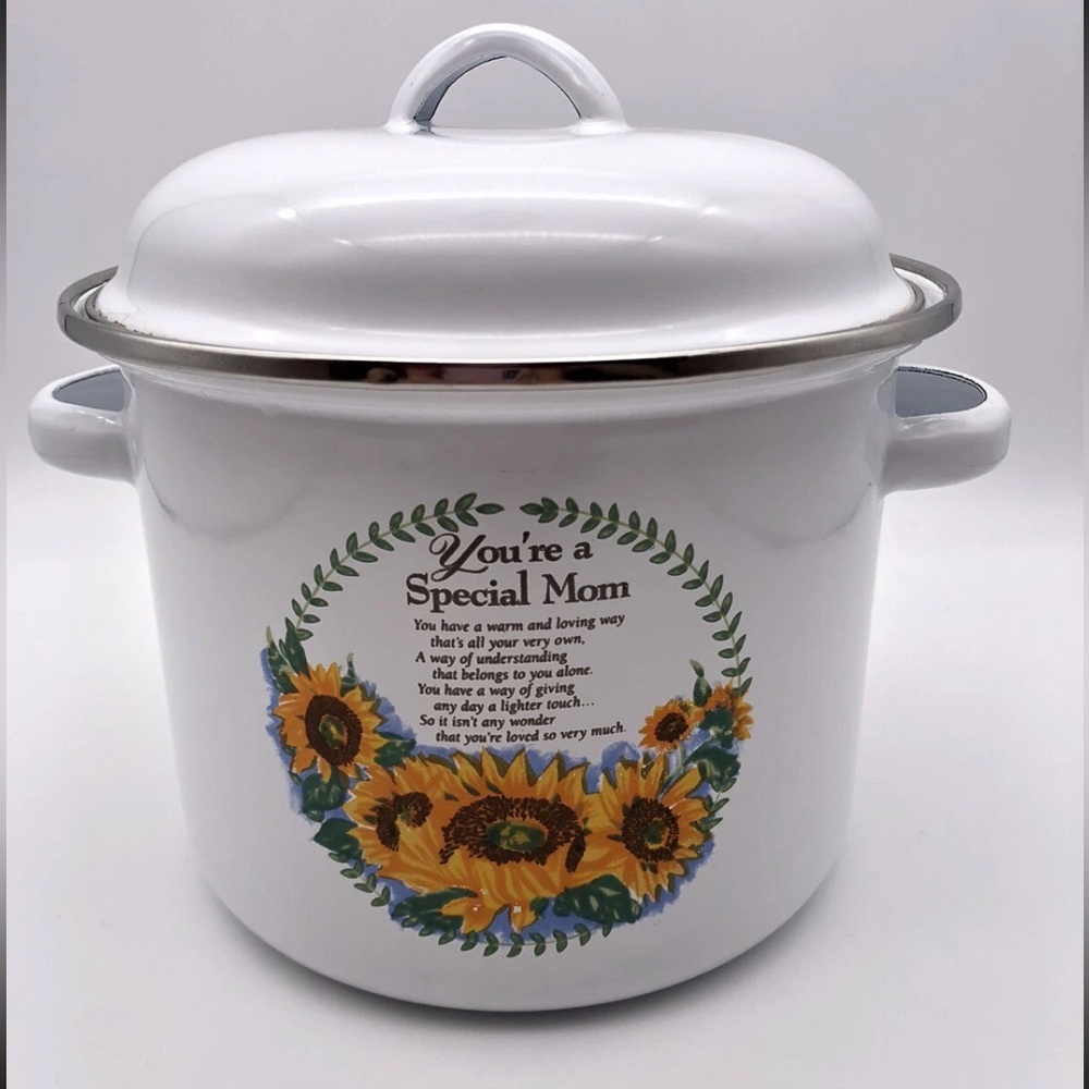 You’re A Special Mom  Sunflower White Vintage Enamel Pot With Lid 5.5 Inches